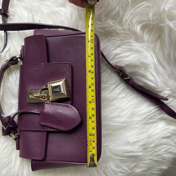 Patrizia Pepe purple leather Hand bag with a shoulder strap - Picture 4 of 12